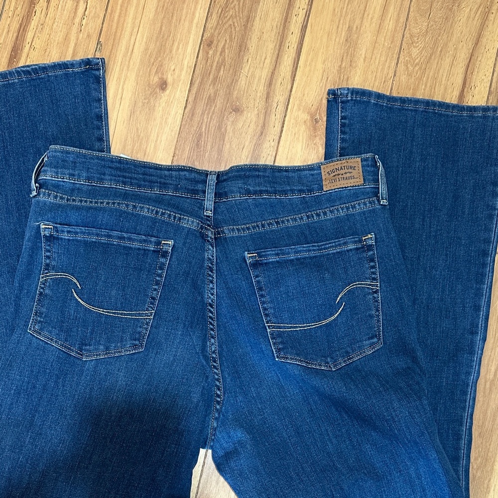 Signature Women's Dark Blue Boot Cut Jeans